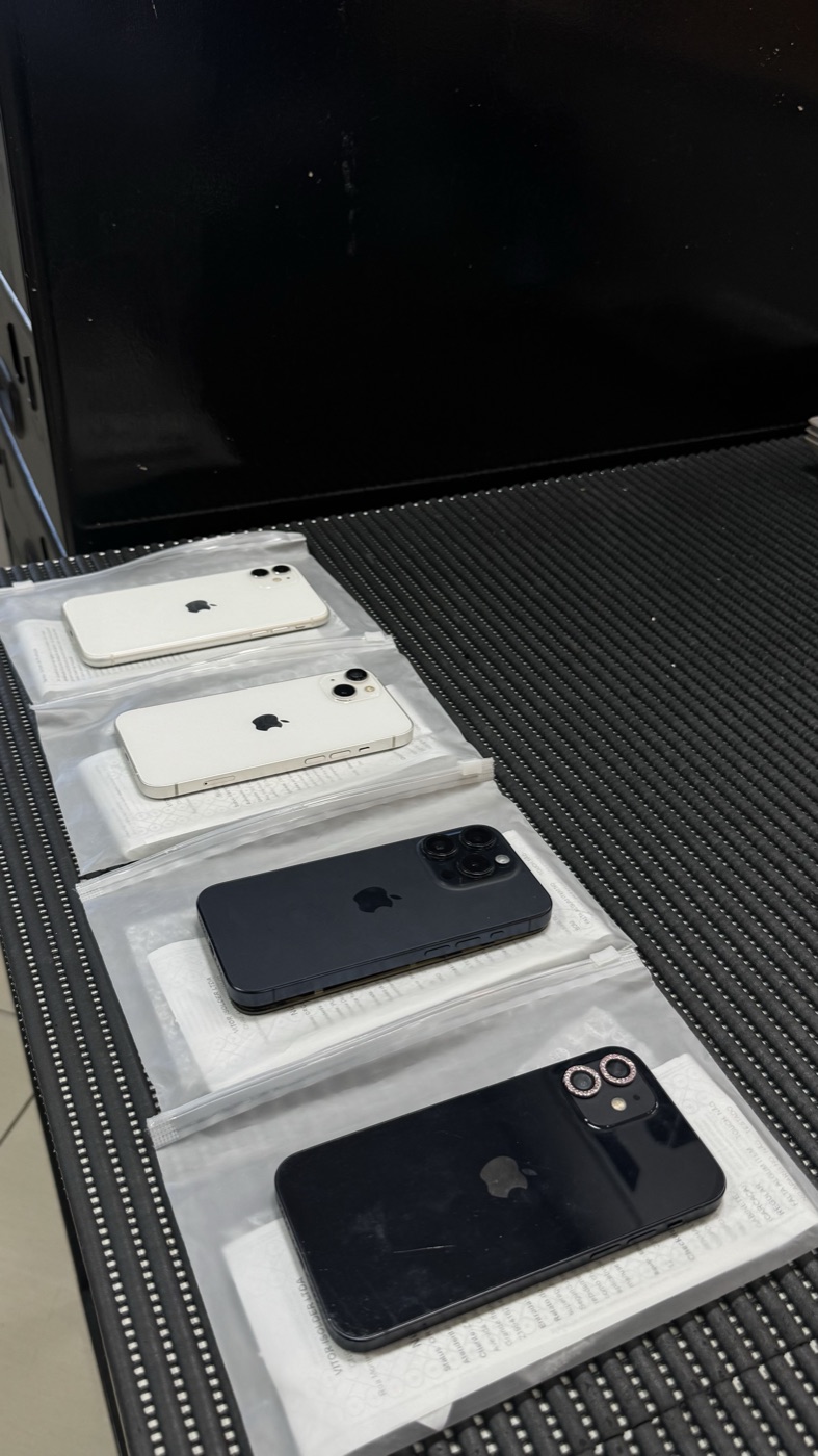 Bancada de reparos — lote Apple